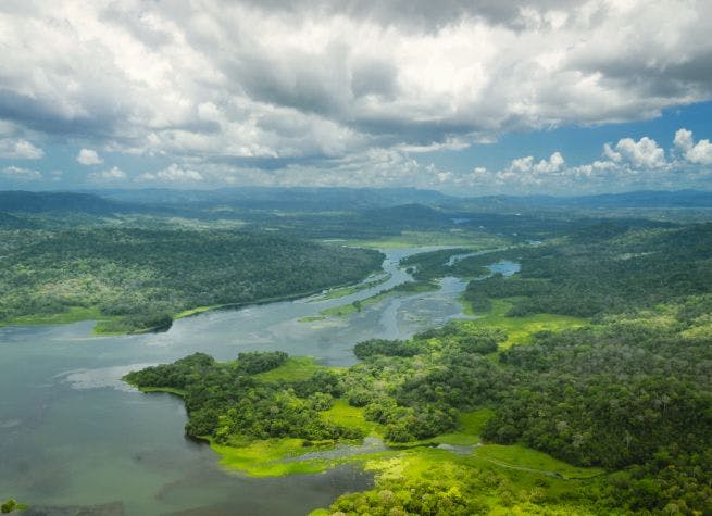 Aventure au Panama, jungle tropicale, océan Pacifique et mer des Caraïbes