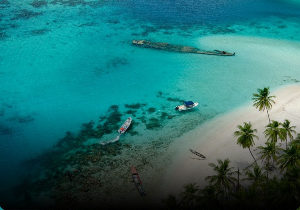 Aventure au Panama, jungle tropicale, océan Pacifique et mer des Caraïbes