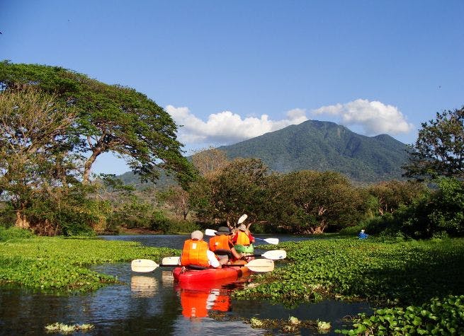 Expérience communautaire au Nicaragua sur l'île d'Ometepe