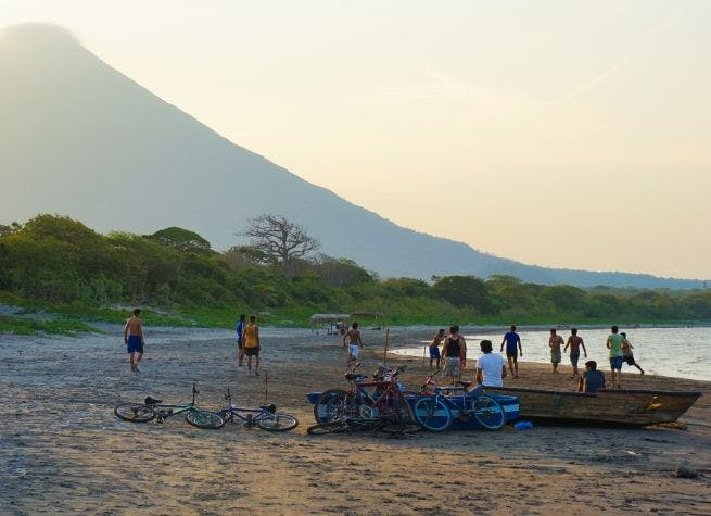 Expérience communautaire au Nicaragua sur l'île d'Ometepe