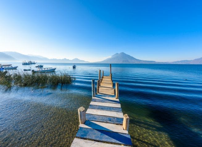 Guatemala, culture Maya, volcans et lac Atitlán