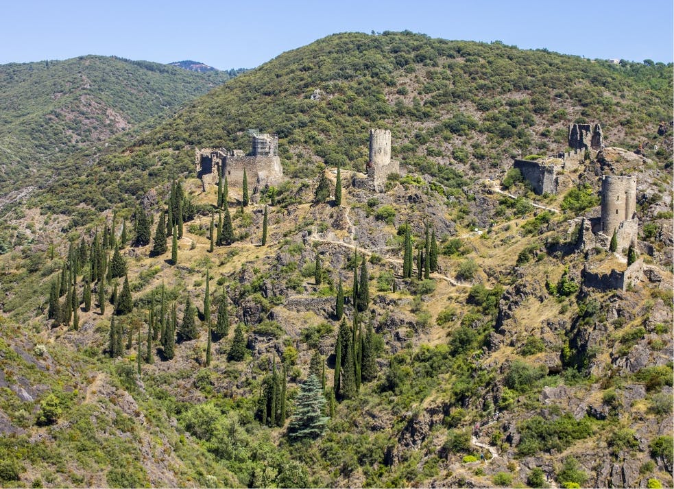 Voyage en Espagne et en France : Carcassonne, Barcelone, mer Méditerranée et châteaux